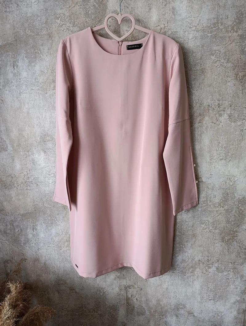 Elegantní pudrové